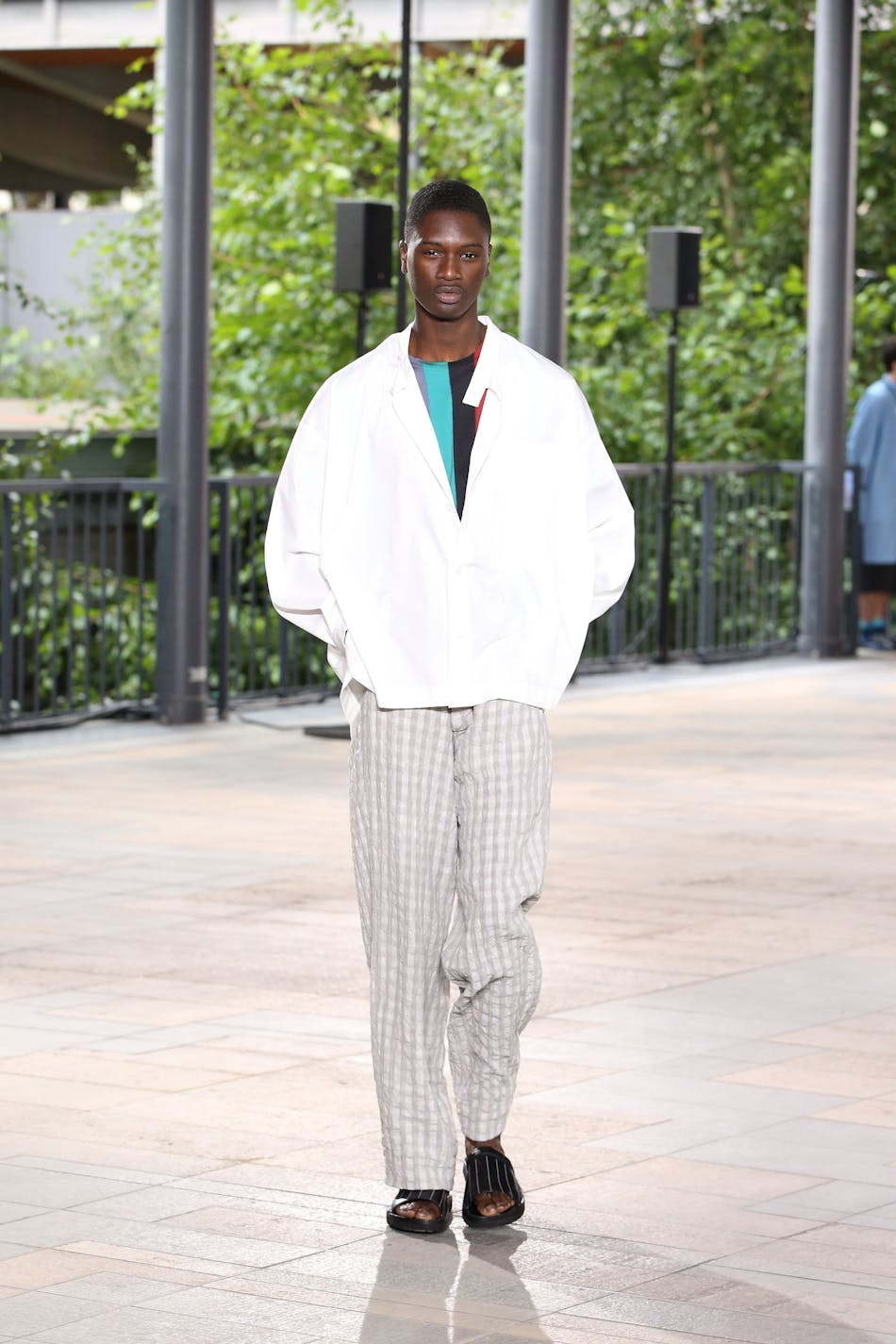 Issey Miyake Man Makes Business Casual Ordre Issey Miyake Man Makes Business Casual Ordre